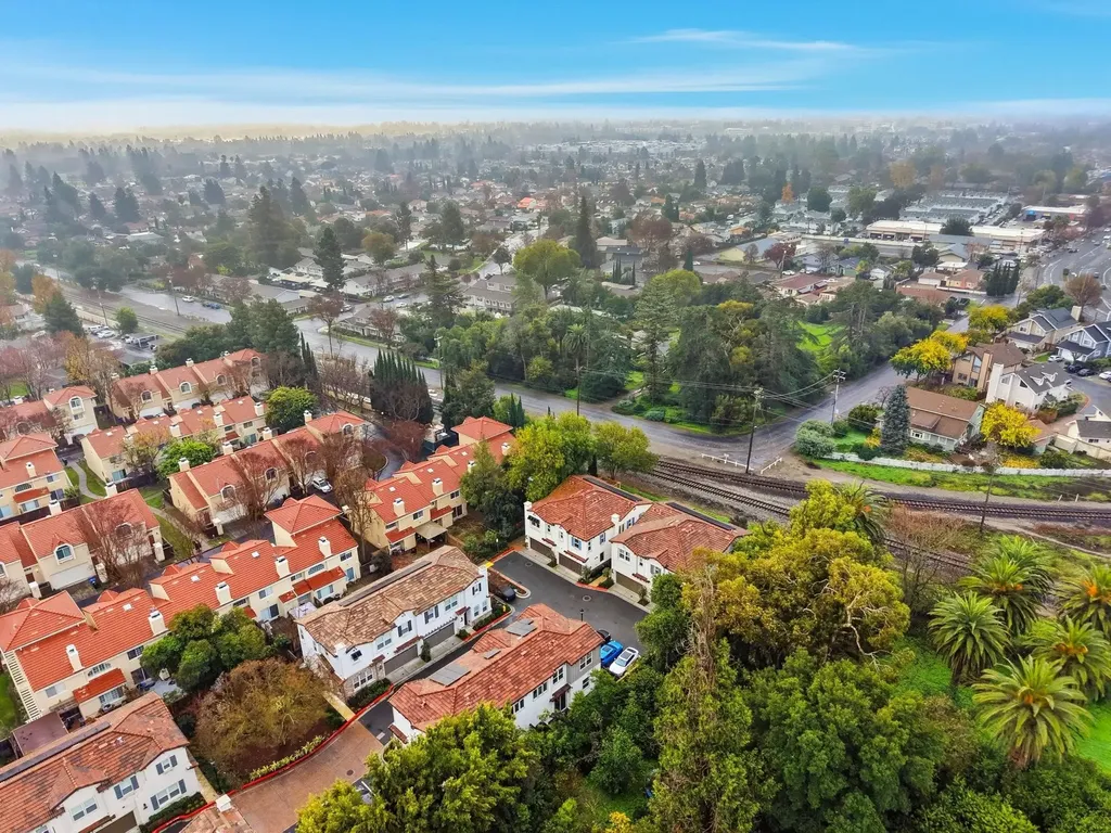 38581 Aventura Fremont CA 94536