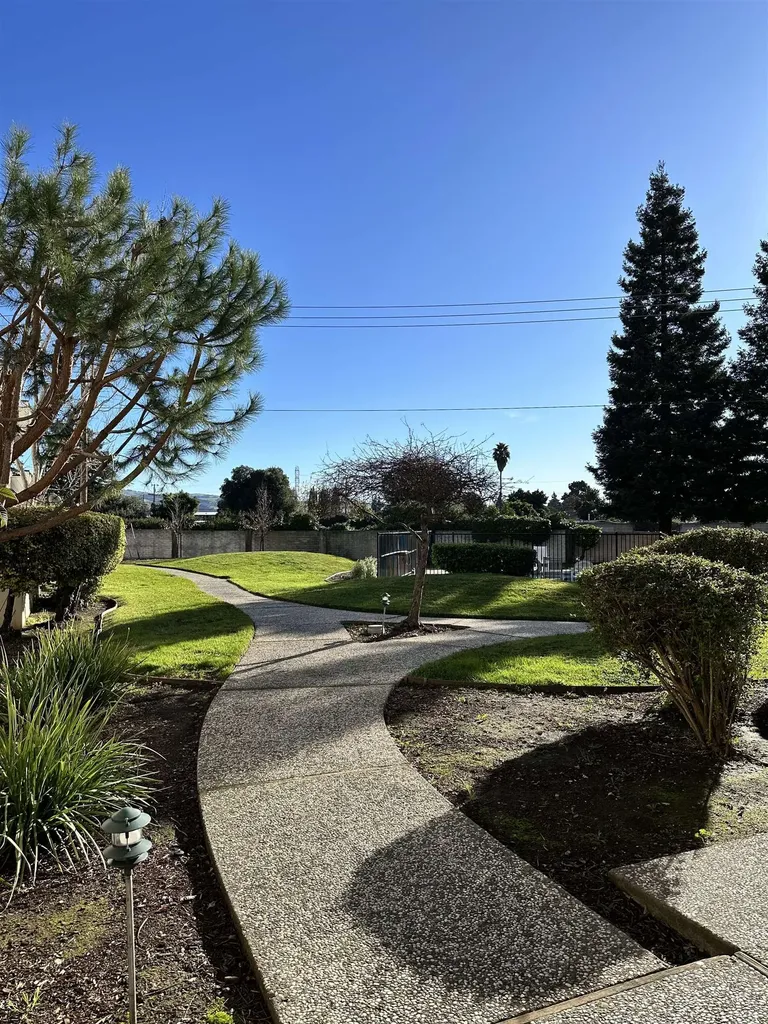 26088 Kay Avenue Hayward CA 94545