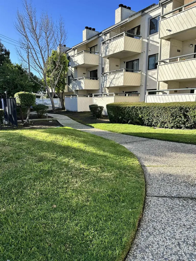 26088 Kay Avenue Hayward CA 94545