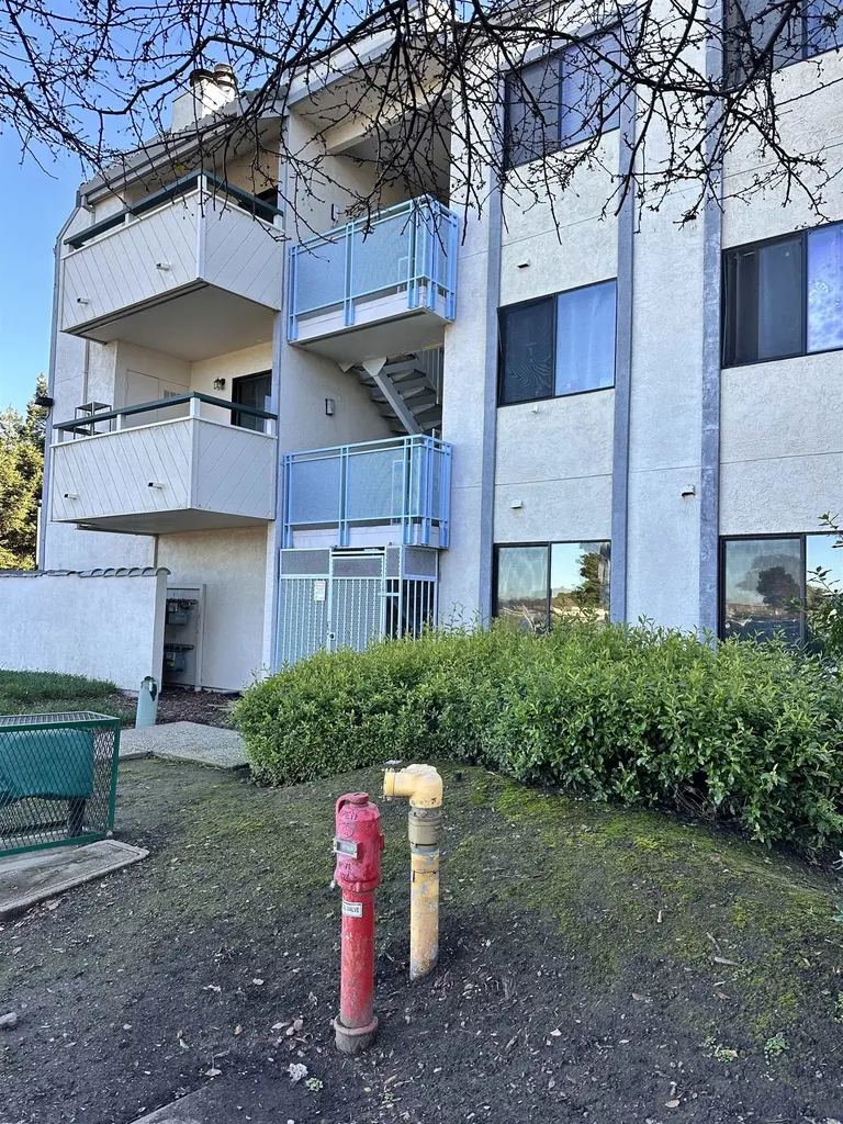 26088 Kay Avenue Hayward CA 94545
