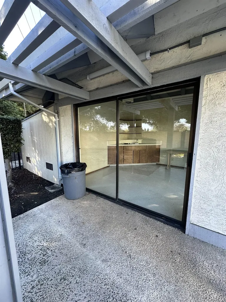 26088 Kay Avenue Hayward CA 94545