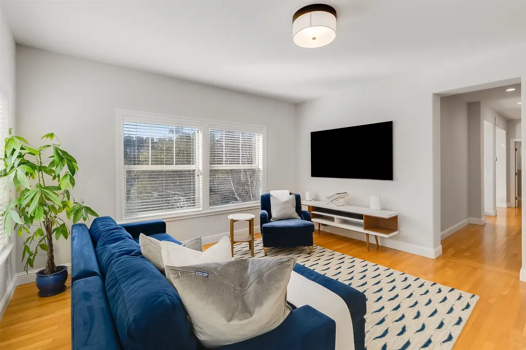 936 Mountain Boulevard Oakland CA 94611