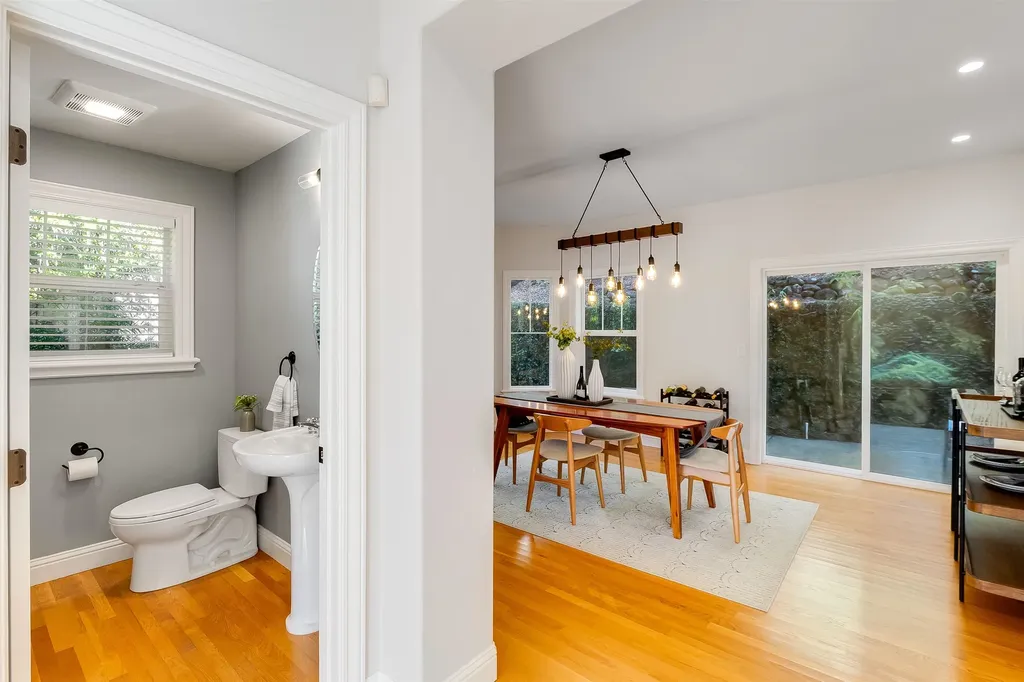 936 Mountain Boulevard Oakland CA 94611