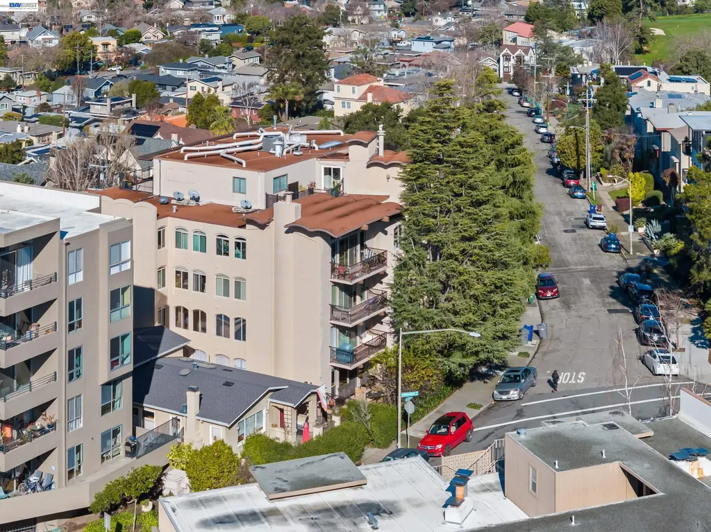 5405 Carlton Street Oakland CA 94618