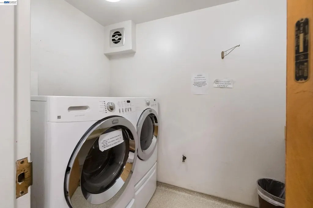 5405 Carlton Street Oakland CA 94618