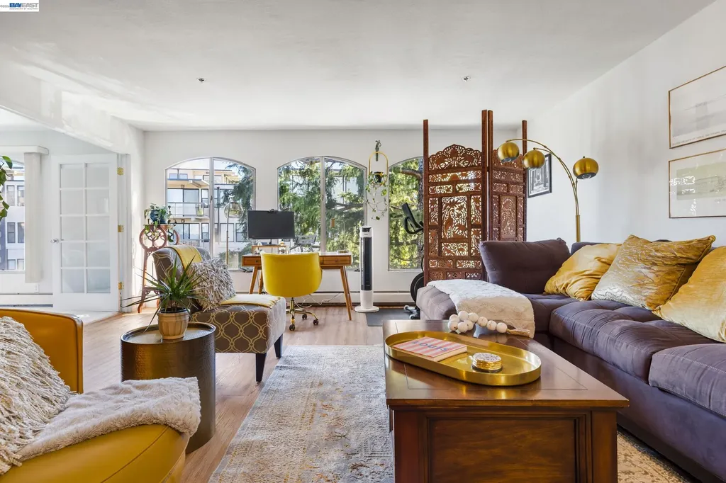 5405 Carlton Street Oakland CA 94618