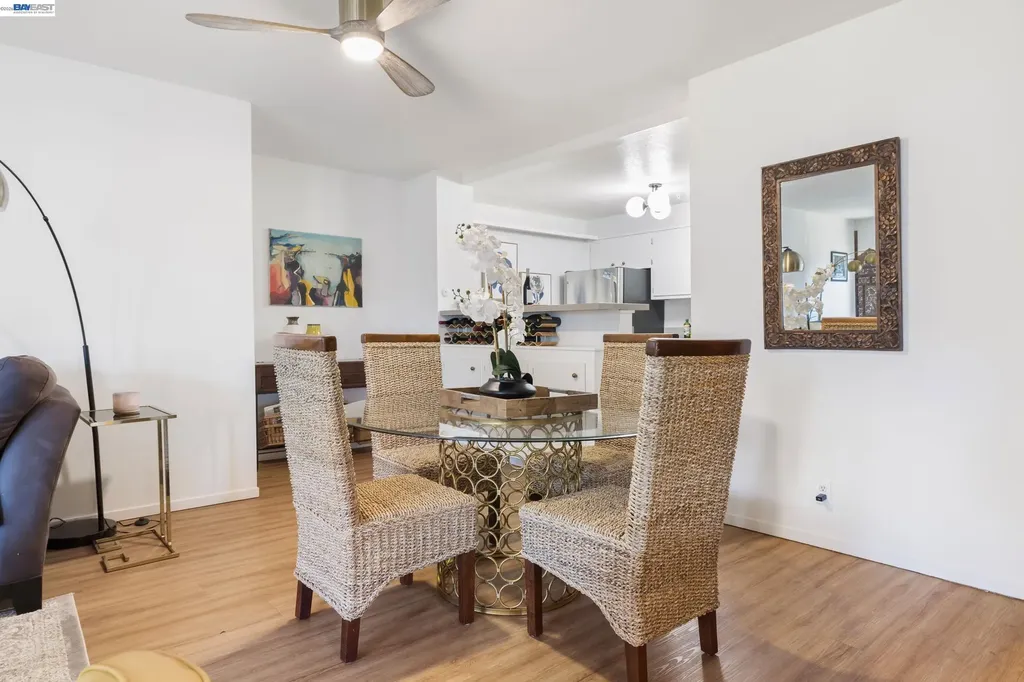 5405 Carlton Street Oakland CA 94618