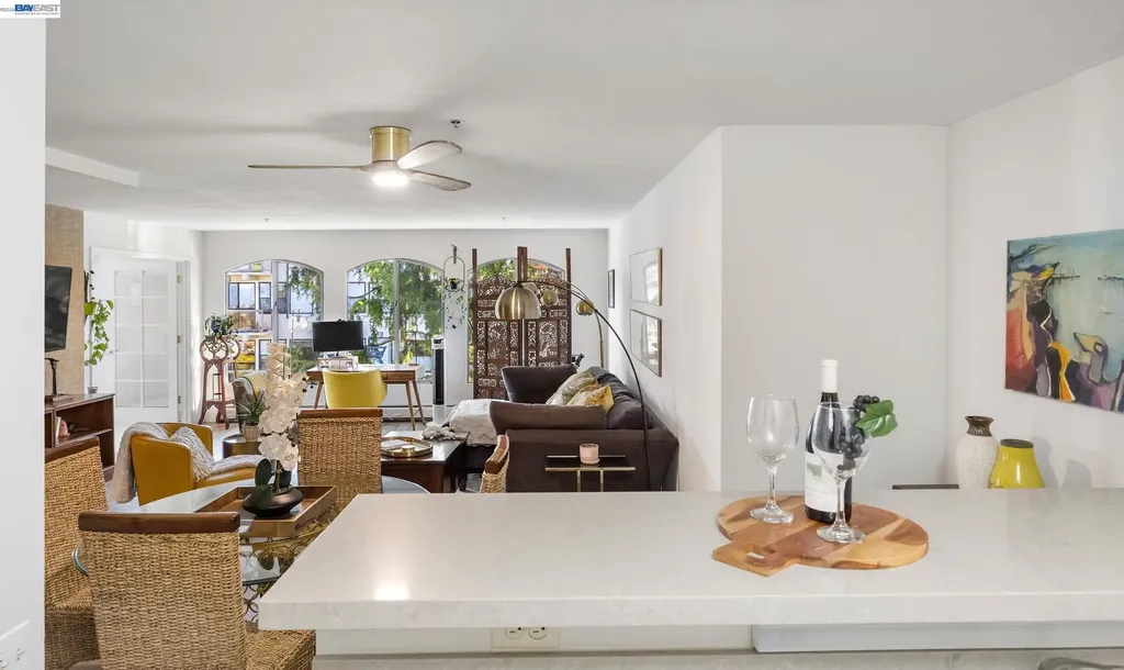 5405 Carlton Street Oakland CA 94618