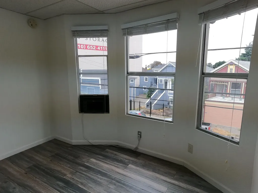 4601 Telegraph Avenue 206 Oakland CA 94609