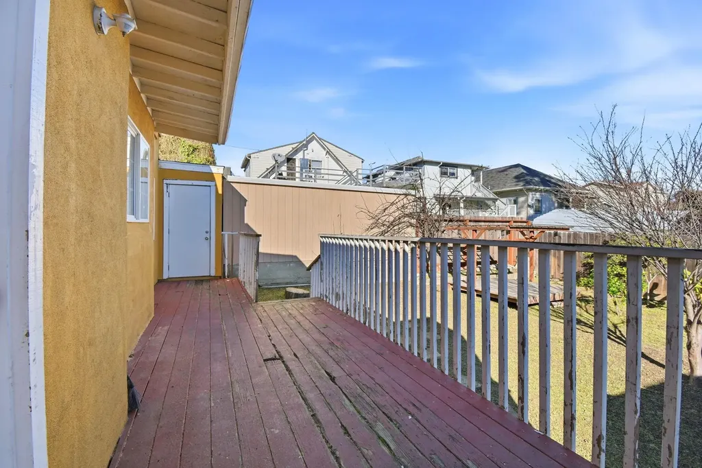 2122 25th Street Oakland CA 94606