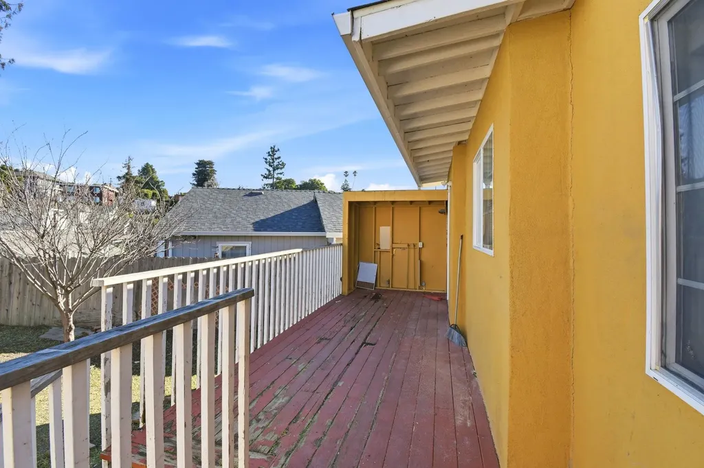 2122 25th Street Oakland CA 94606