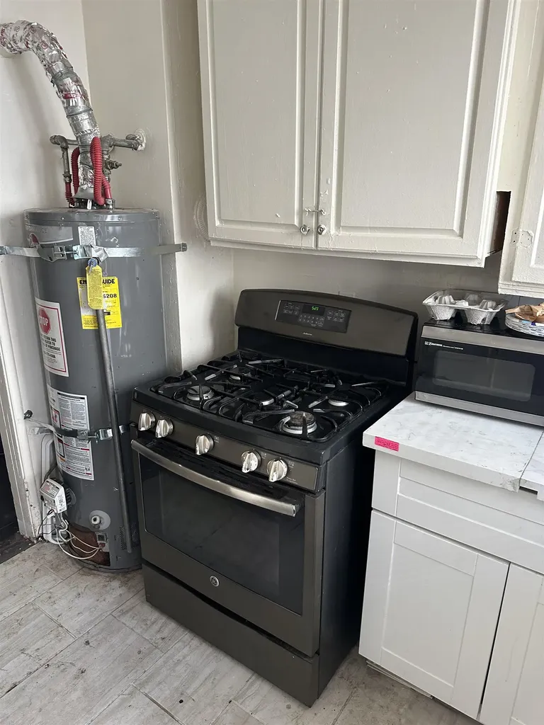 5659 Telegraph Avenue Oakland CA 94609