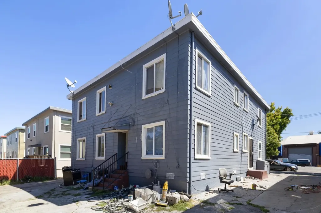 5659 Telegraph Avenue Oakland CA 94609