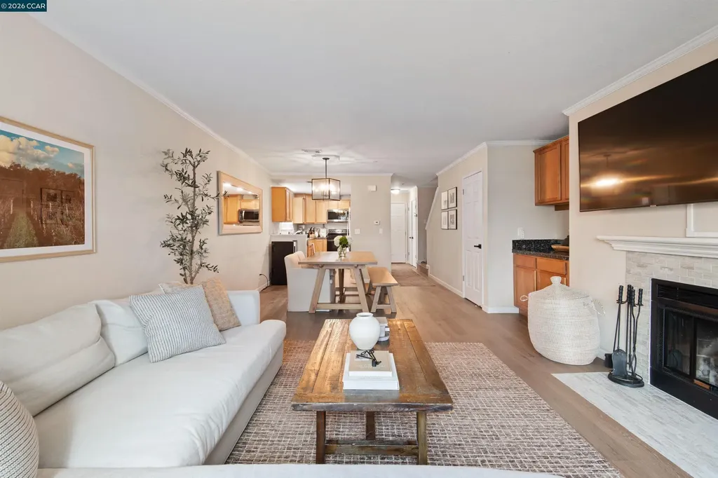 2721 Oak Road Walnut Creek CA 94597