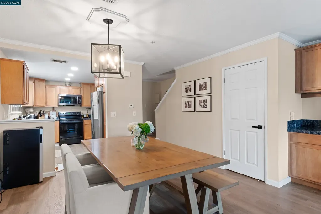 2721 Oak Road Walnut Creek CA 94597