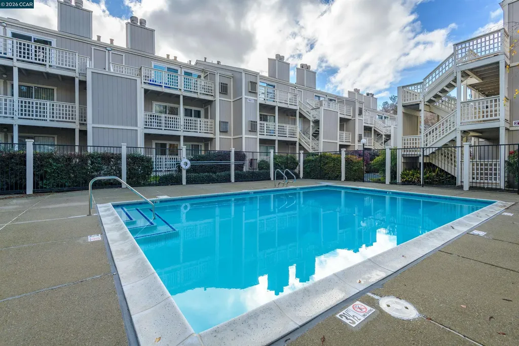 2721 Oak Road Walnut Creek CA 94597