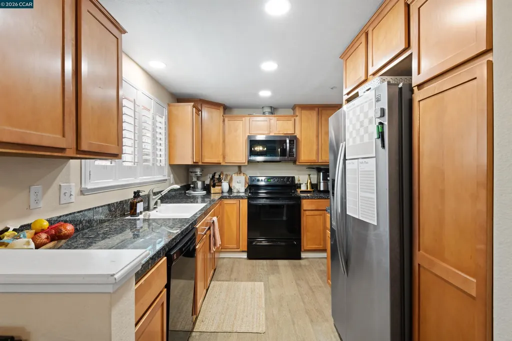 2721 Oak Road Walnut Creek CA 94597