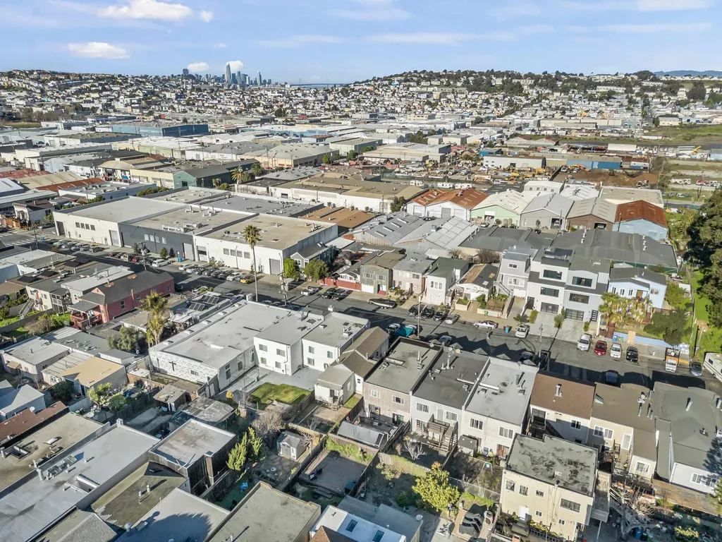 1213 Egbert Avenue San Francisco CA 94124