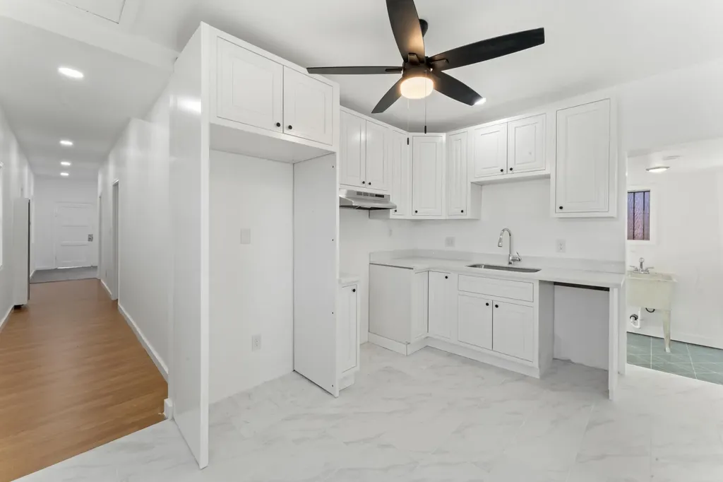 1213 Egbert Avenue San Francisco CA 94124
