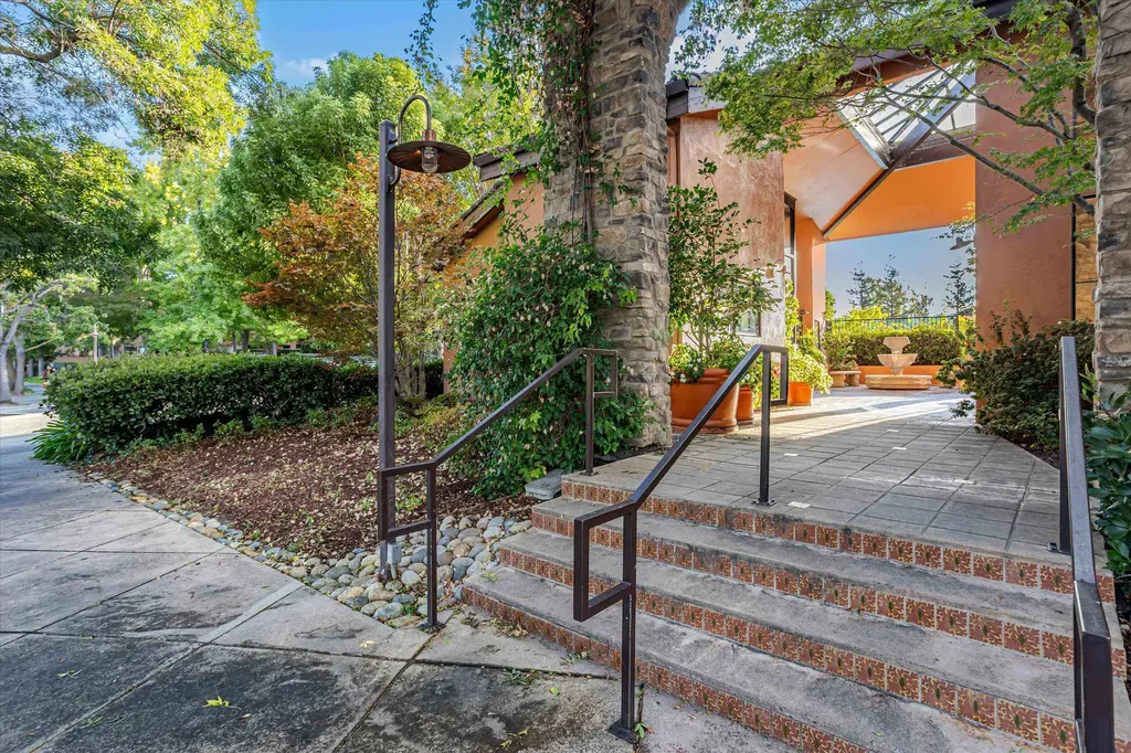 39059 Guardino Drive Fremont CA 94538