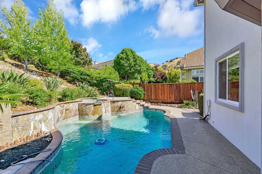 5391 Fernbank Drive Concord CA 94521