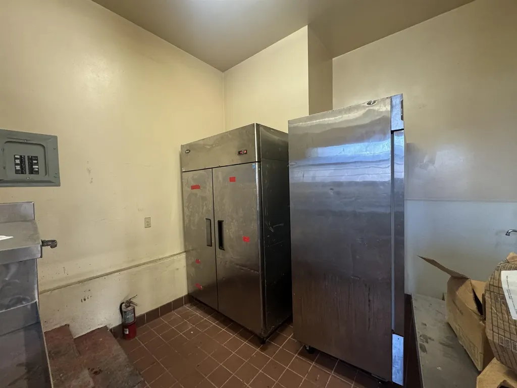 10800 Bancroft Oakland CA 94603
