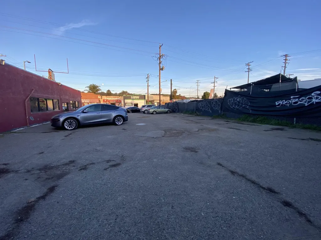 10801 Bancroft Oakland CA 94603