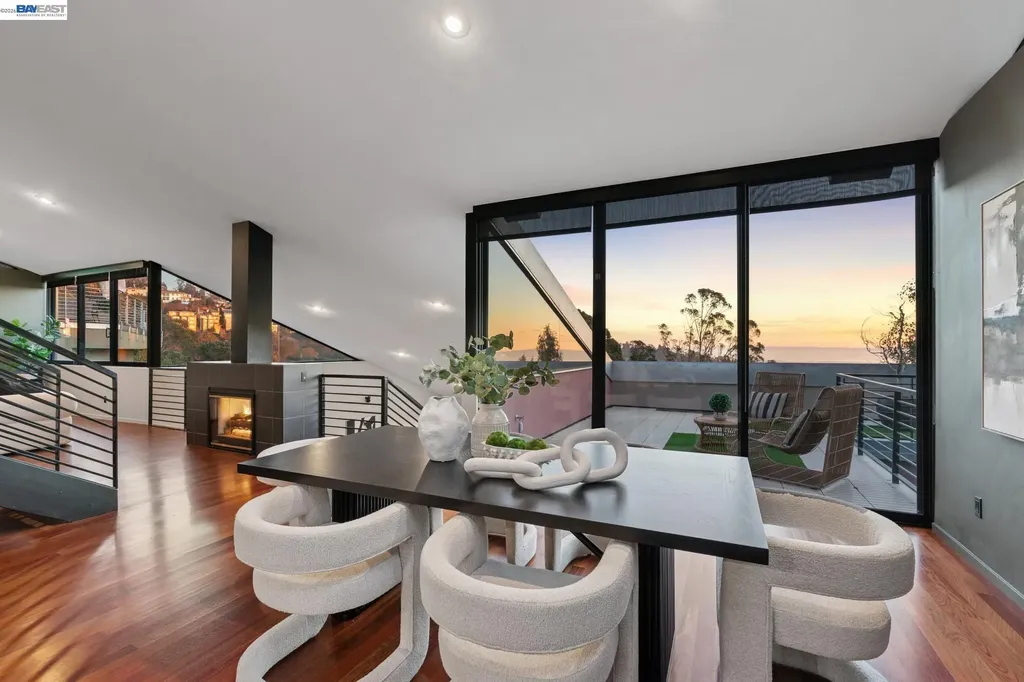 6353 Skyline Boulevard Oakland CA 94611