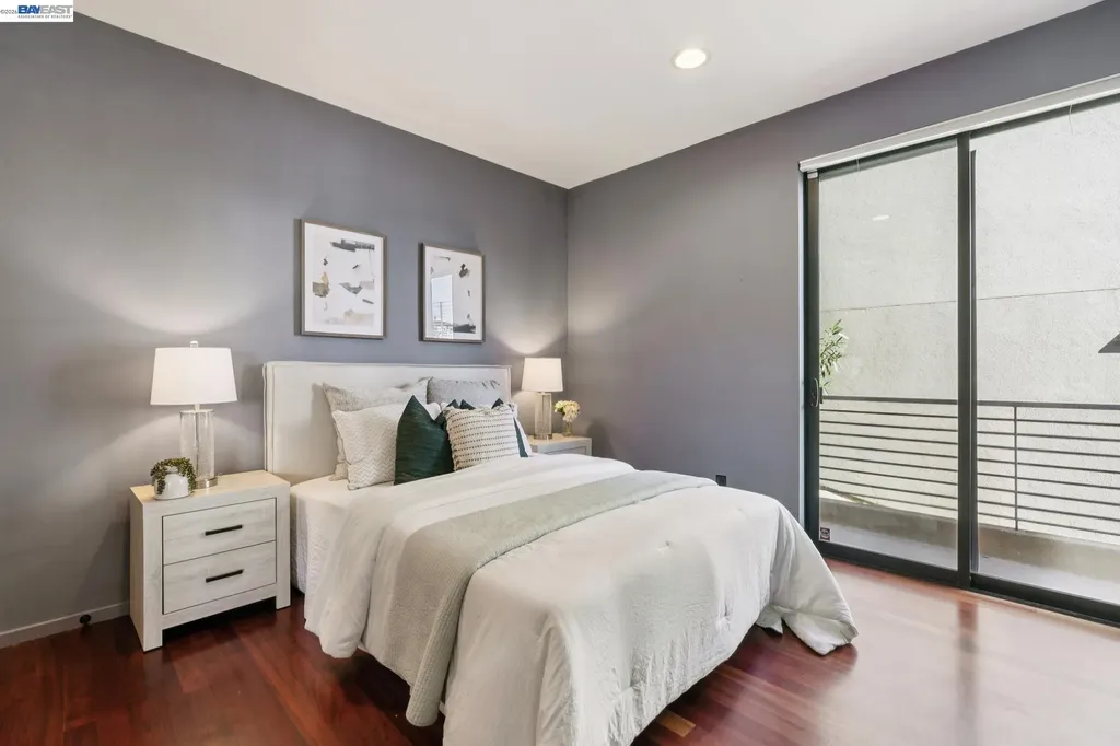 6353 Skyline Boulevard Oakland CA 94611