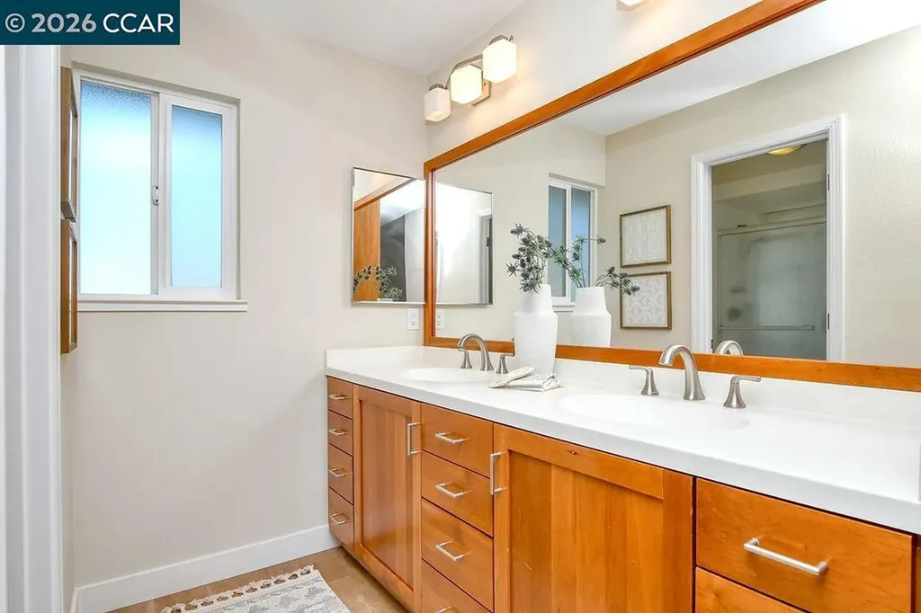 916 Calle Verde Martinez CA 94553