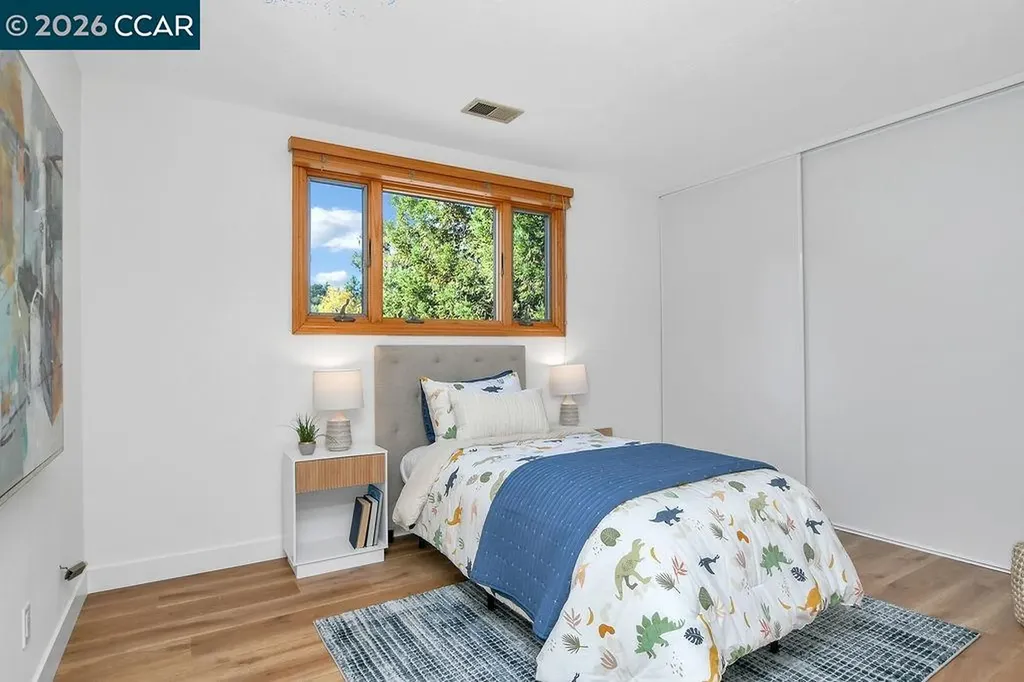 916 Calle Verde Martinez CA 94553