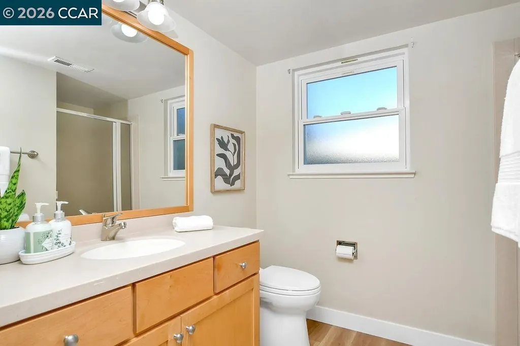 916 Calle Verde Martinez CA 94553