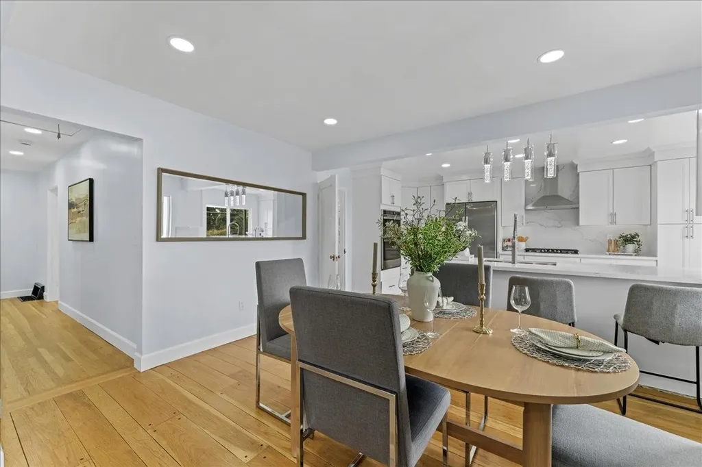 6032 Mauritania Avenue Oakland CA 94605