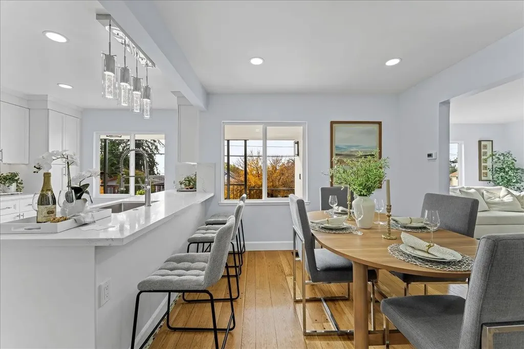 6032 Mauritania Avenue Oakland CA 94605