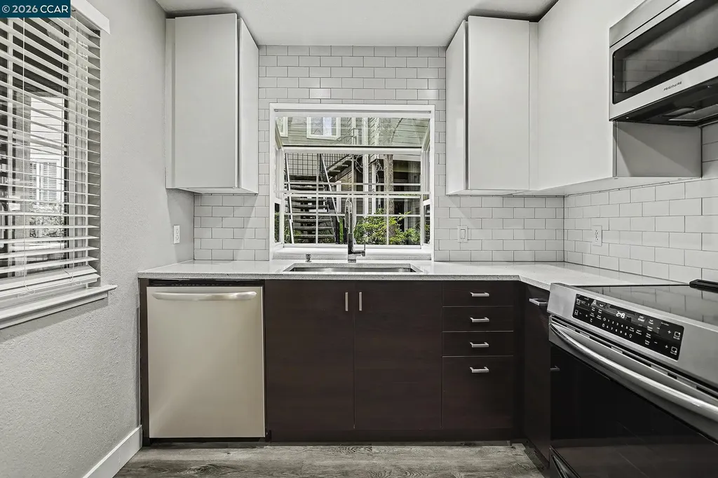 485 Canyon Oaks Drive Oakland CA 94605