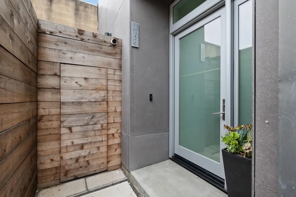 1034 Grayson Street Berkeley CA 94710