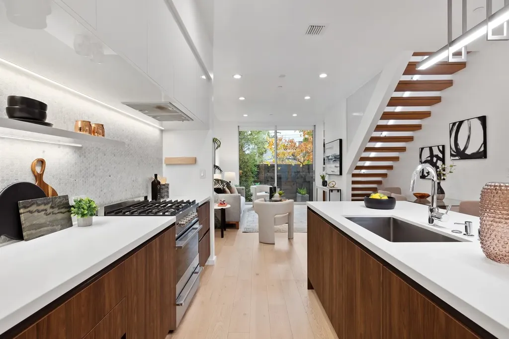 1034 Grayson Street Berkeley CA 94710