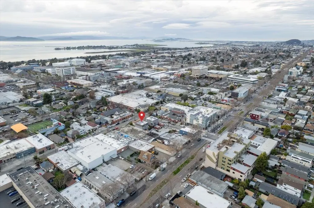 1034 Grayson Street Berkeley CA 94710