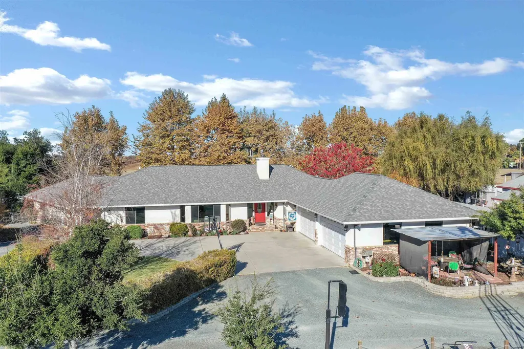 23751 Marsh Creek Road Brentwood CA 94513