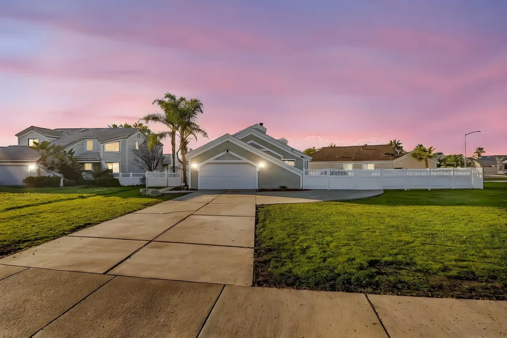 2102 Portside Court Discovery Bay CA 94509