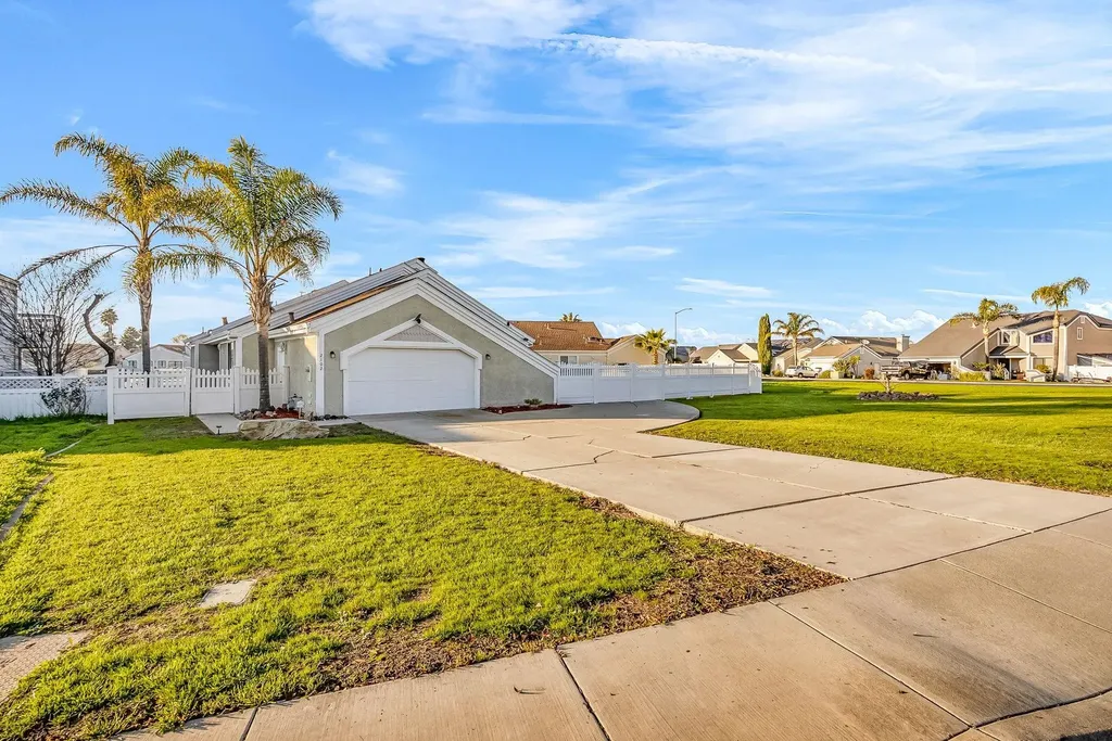 2102 Portside Court Discovery Bay CA 94509