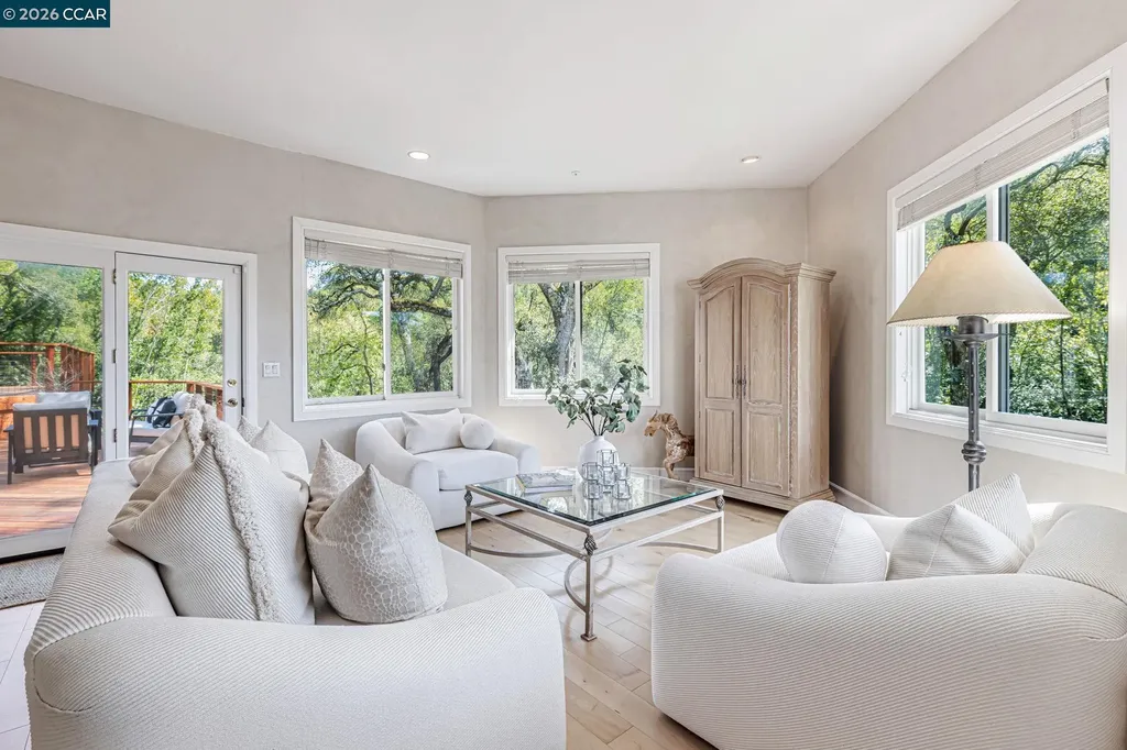 4 Julianna Court Moraga CA 94556