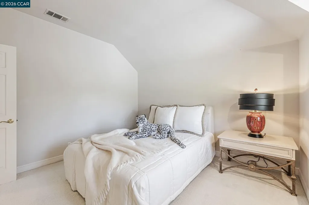 4 Julianna Court Moraga CA 94556