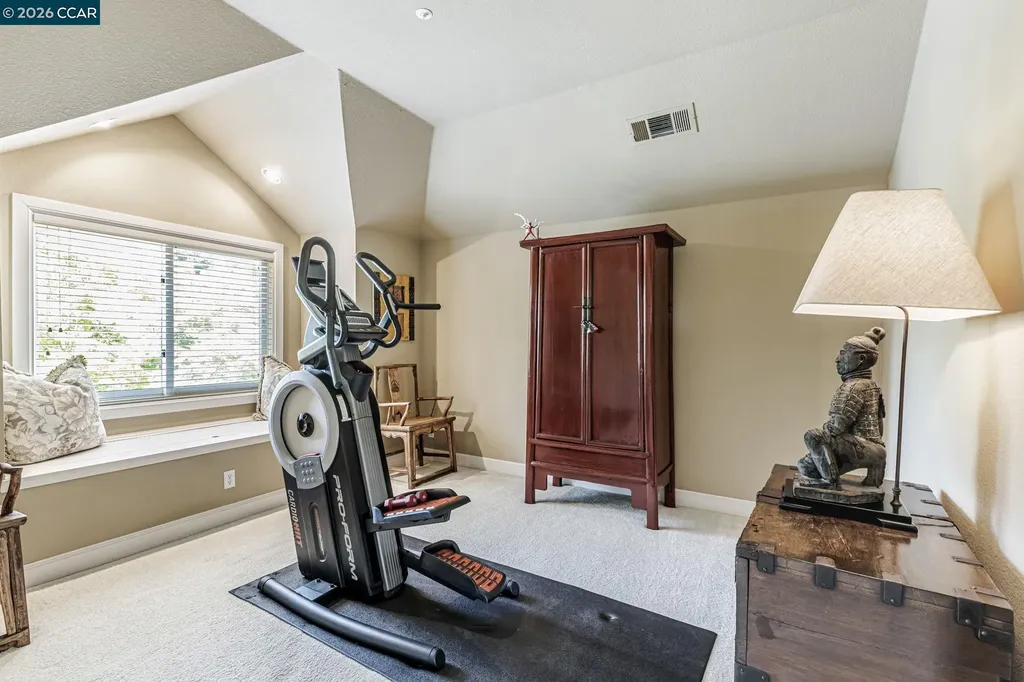 4 Julianna Court Moraga CA 94556