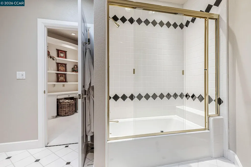 4 Julianna Court Moraga CA 94556