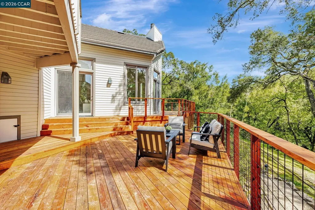 4 Julianna Court Moraga CA 94556