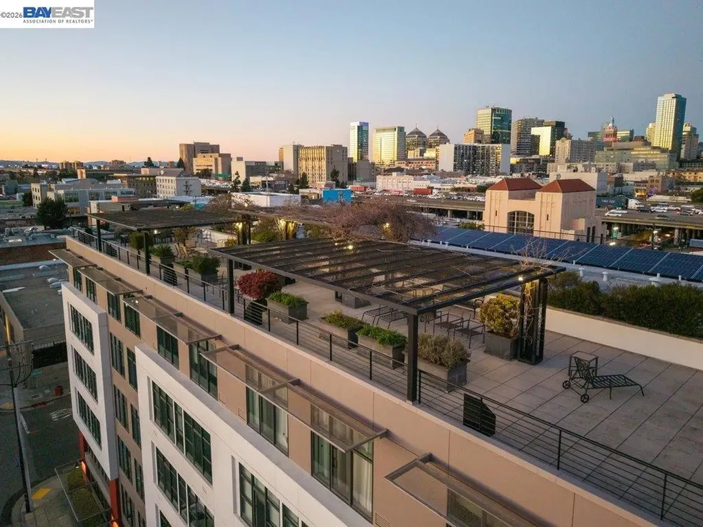 288 3rd Street Oakland CA 94607