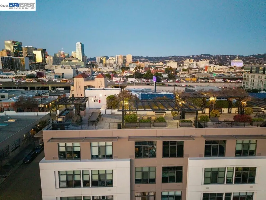 288 3rd Street Oakland CA 94607