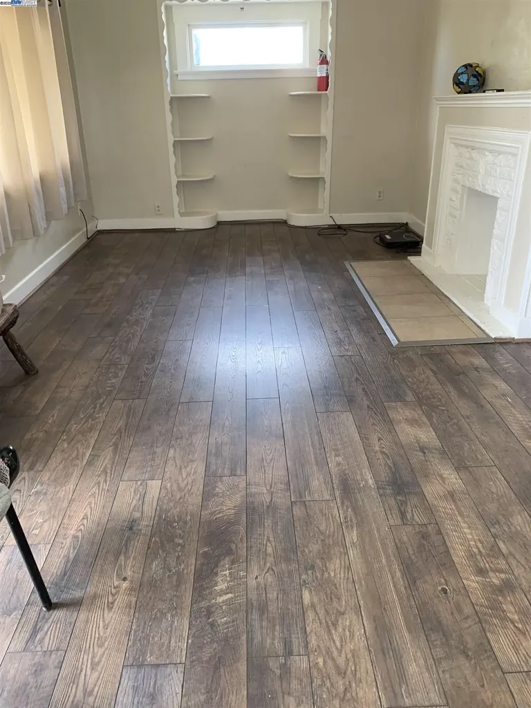 9380 Thermal Street Oakland CA 94605