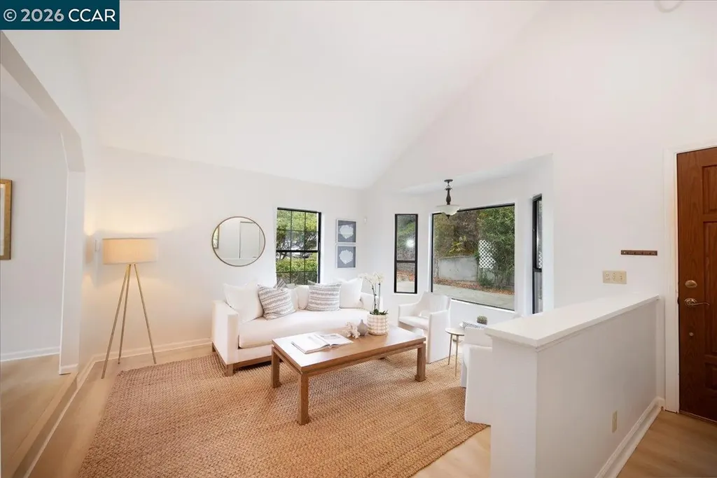 15 Aspen Court El Sobrante CA 94803